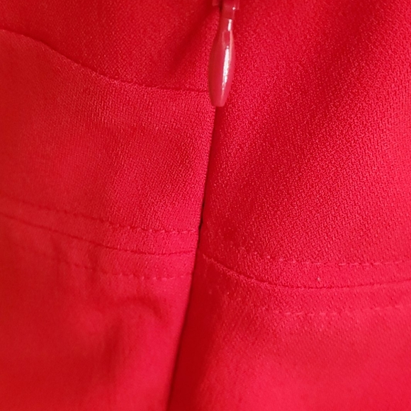 THE "RED" Dress - Picture 5 of 9